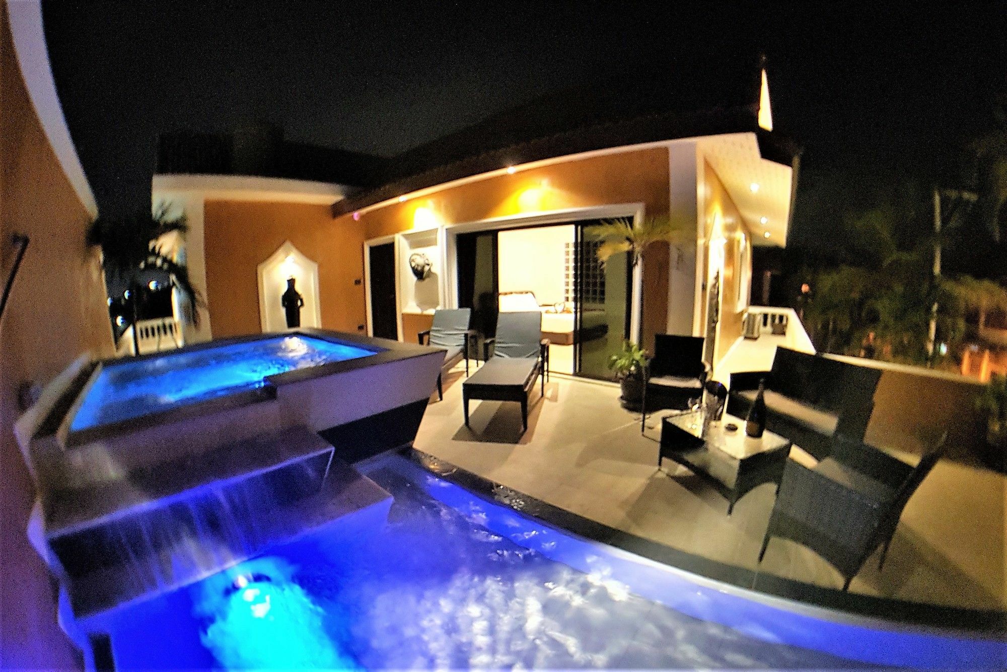 Hideland - The Luxury Tropical Villa 파타야 외부 사진